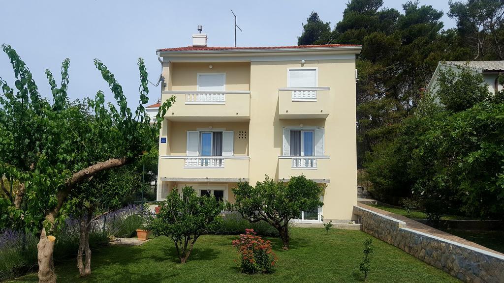 Apartment Branka Banjol Kültér fotó